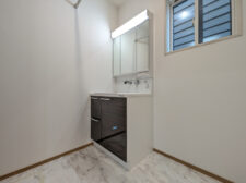 洗面化粧台 (内装)